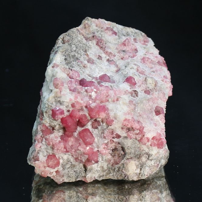 Main Image Rosolite, grossular garnet - Mexico.